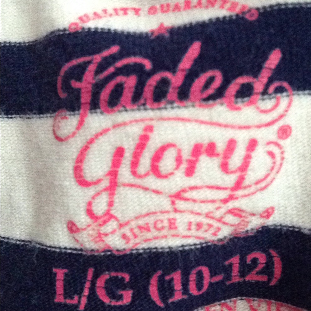 T shirt - Picture 2 of 2